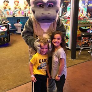 Meet your Posher, Joel